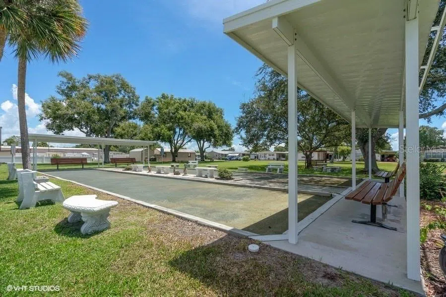 257 PELICAN DRIVE Oldsmar, FL 34677
