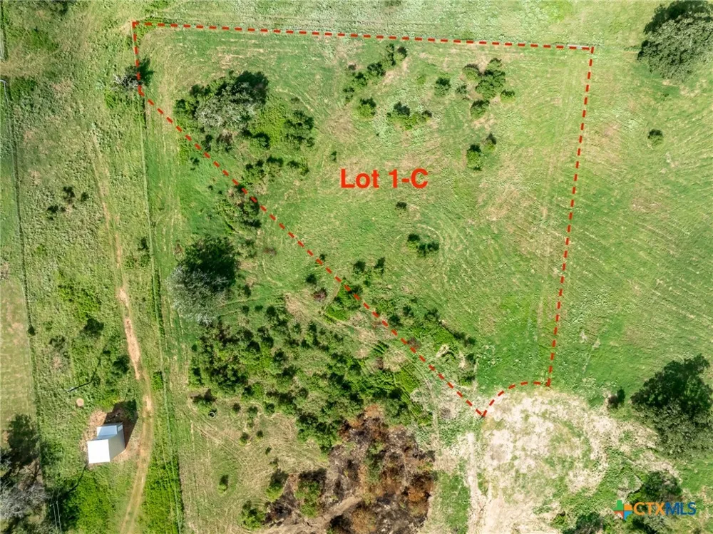 1 County Road 491 Gonzales, TX 78629
