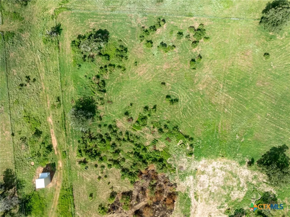 1 County Road 491 Gonzales, TX 78629