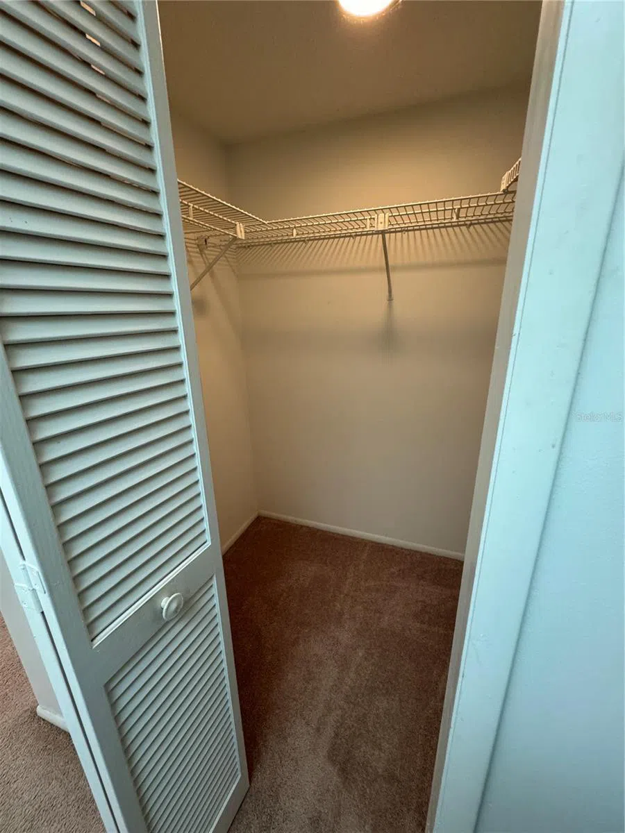 106 LAKESIDE COURT Oldsmar, FL 34677