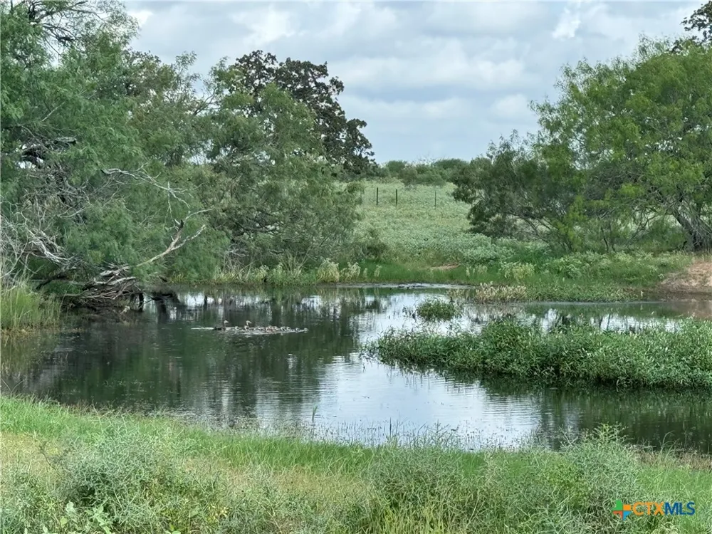 1 County Road 491 Gonzales, TX 78629