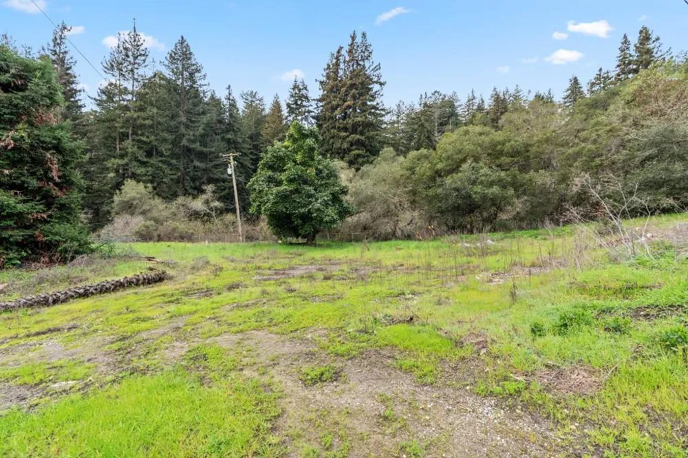 530 Apple Valley Lane Watsonville, CA 95076