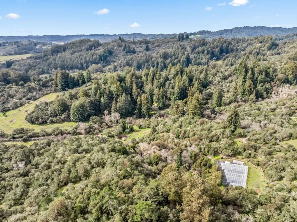 530 Apple Valley Lane Watsonville, CA 95076