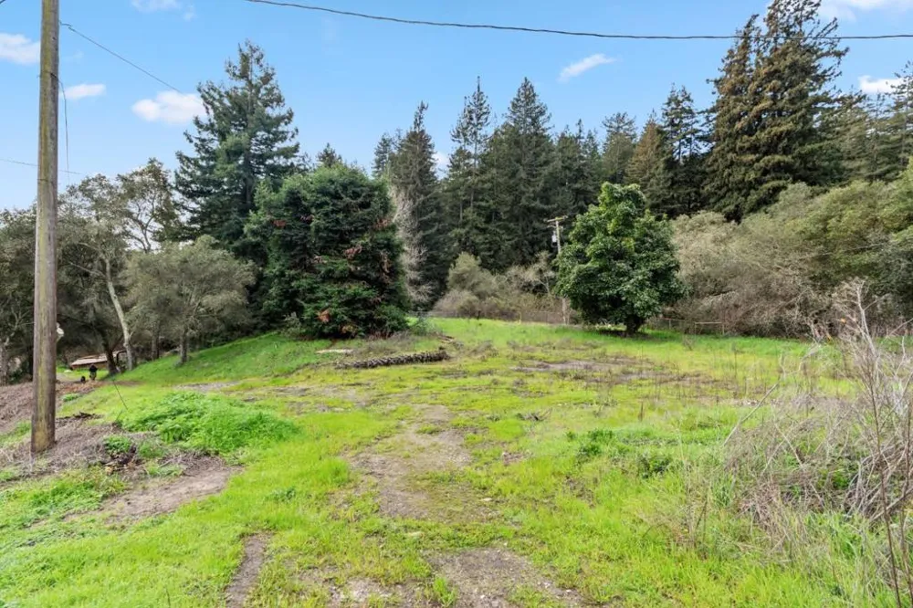 530 Apple Valley Lane Watsonville, CA 95076