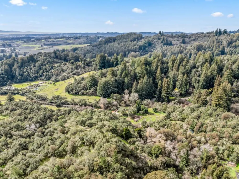 530 Apple Valley Lane Watsonville, CA 95076