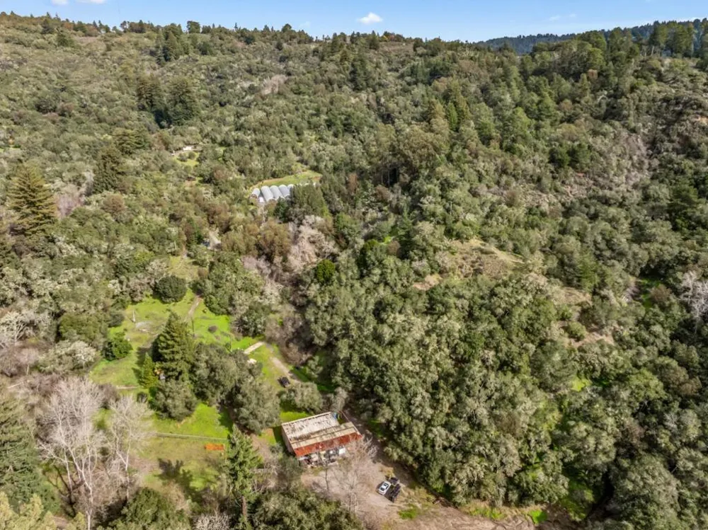 530 Apple Valley Lane Watsonville, CA 95076
