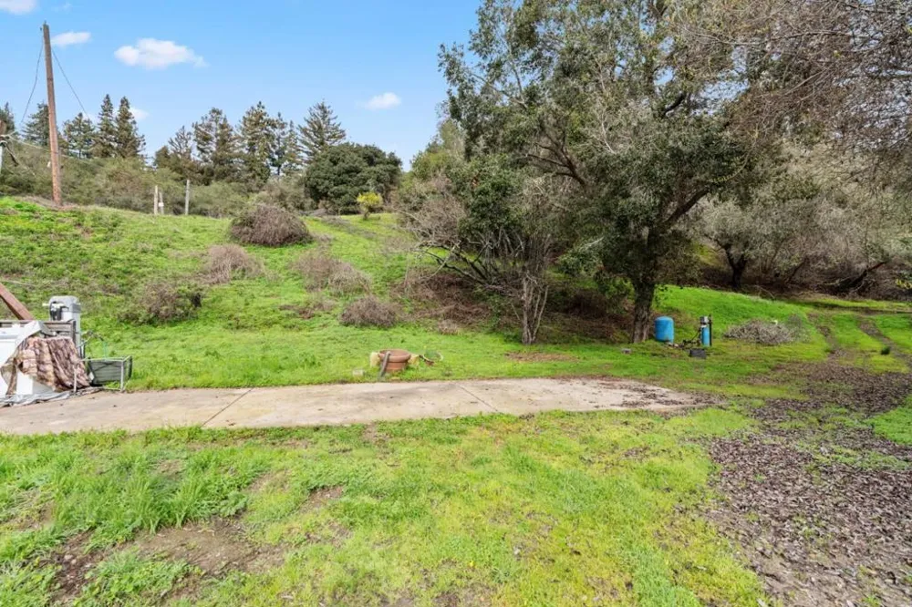 530 Apple Valley Lane Watsonville, CA 95076