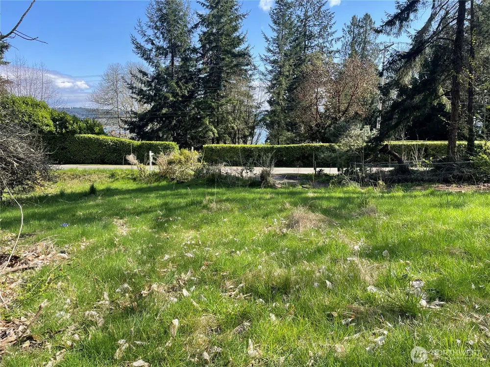 24715 Vashon Highway SW Vashon, WA 98070