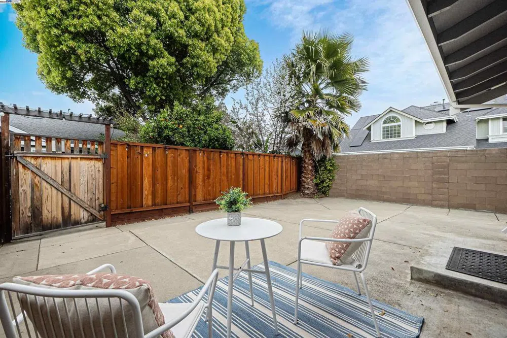 238 Mavis Dr Pleasanton, CA 94566