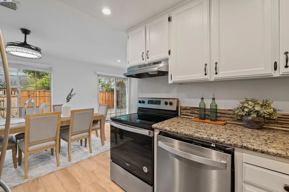 238 Mavis Dr Pleasanton, CA 94566