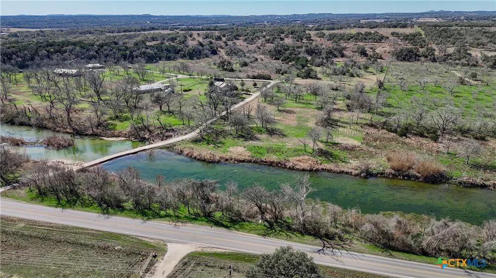 Lost Acres Loop Blanco, TX 78606