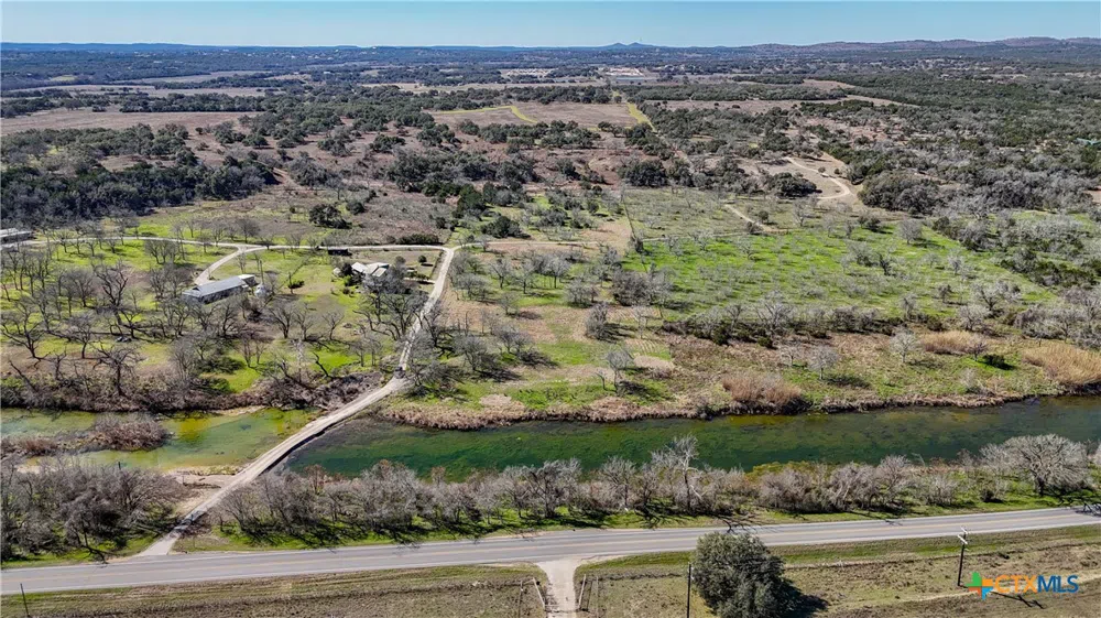 Lost Acres Loop Blanco, TX 78606