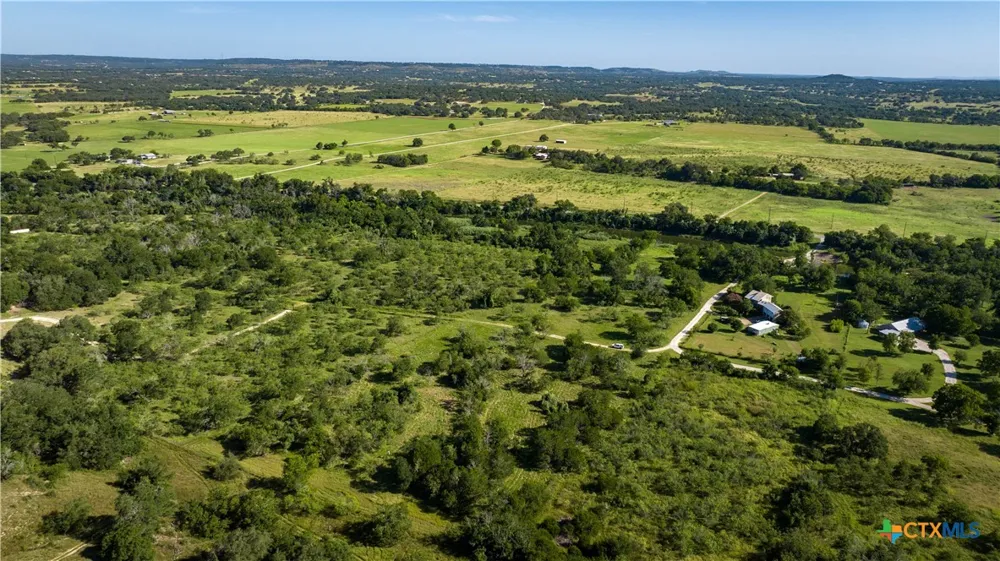 Lost Acres Loop Blanco, TX 78606