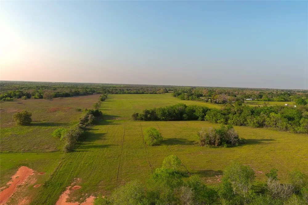 3223 Old Kelley Road Lockhart, TX 78644