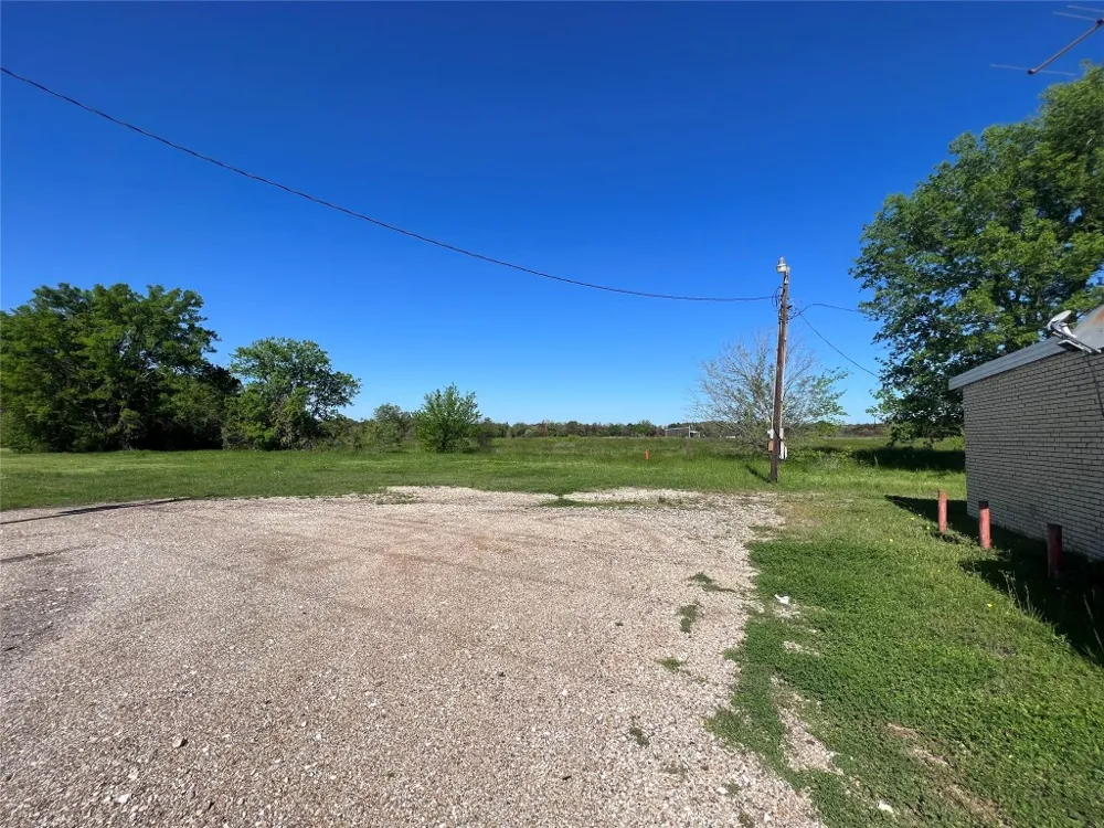 9203 Highway 21 Highway Bryan, TX 77808
