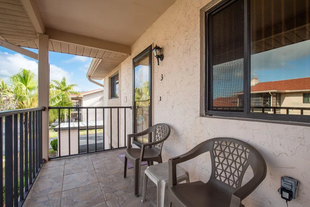 9910 EAGLES POINT CIRCLE #3 Port Richey, FL 34668