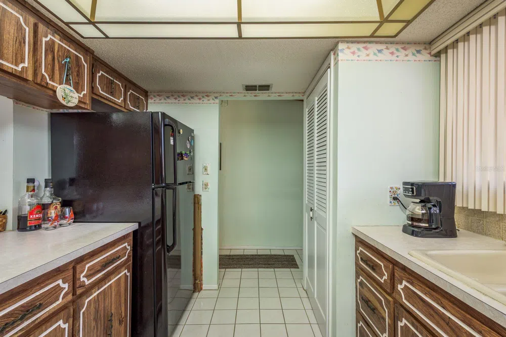 9910 EAGLES POINT CIRCLE #3 Port Richey, FL 34668