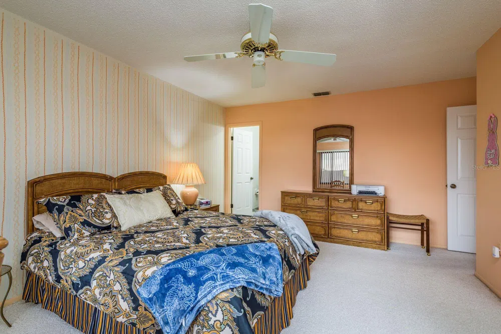 9910 EAGLES POINT CIRCLE #3 Port Richey, FL 34668