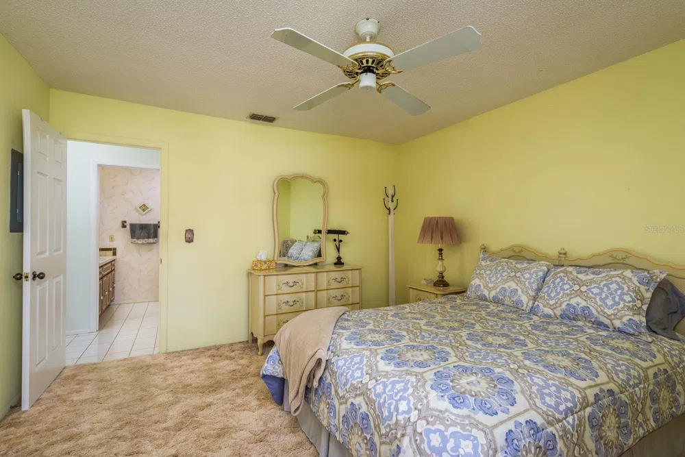 9910 EAGLES POINT CIRCLE #3 Port Richey, FL 34668