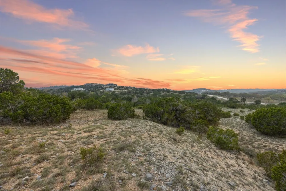 45 Falling Oak Drive Blanco, TX 78606