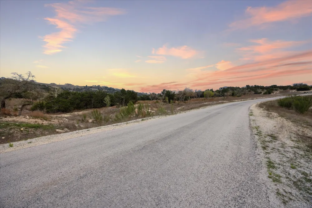45 Falling Oak Drive Blanco, TX 78606
