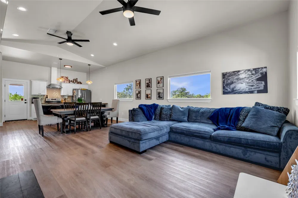230 Rosehill Drive Granite Shoals, TX 78654