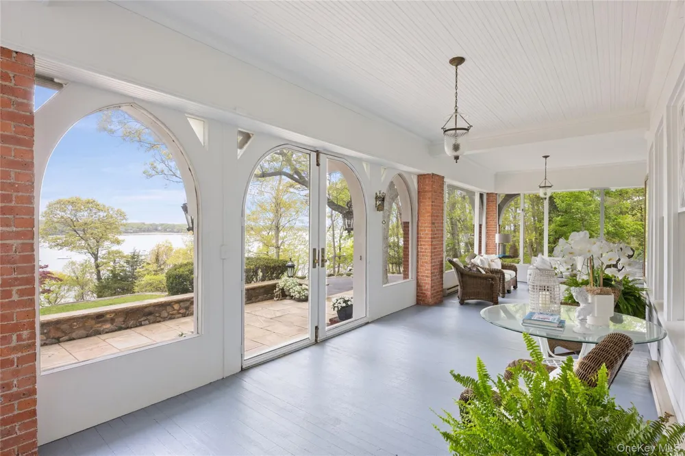 10 Pine Path Port Jefferson, NY 11777