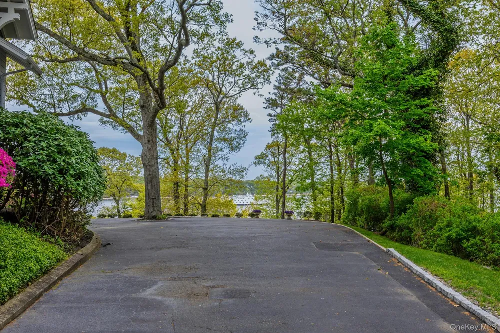 10 Pine Path Port Jefferson, NY 11777