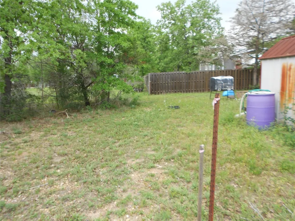 441 Tom Tom Smithville, TX 78957