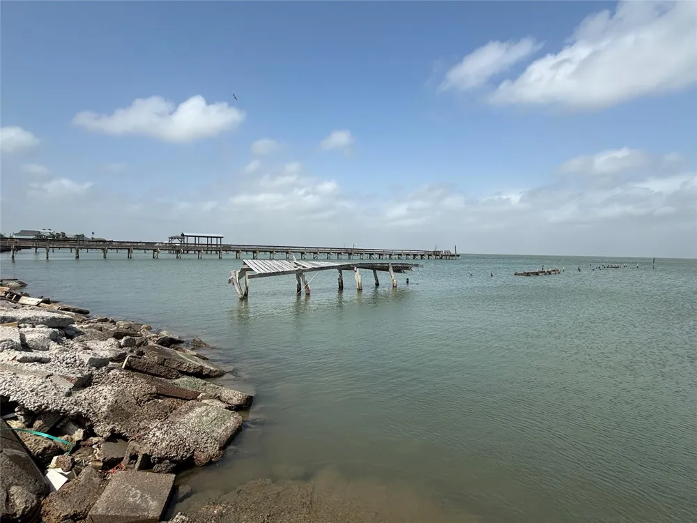 4 Copano Ridge Road Rockport, TX 78382