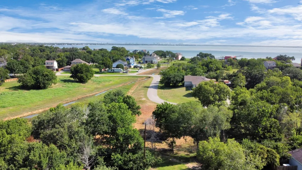 Shadylawn Avenue La Porte, TX 77571