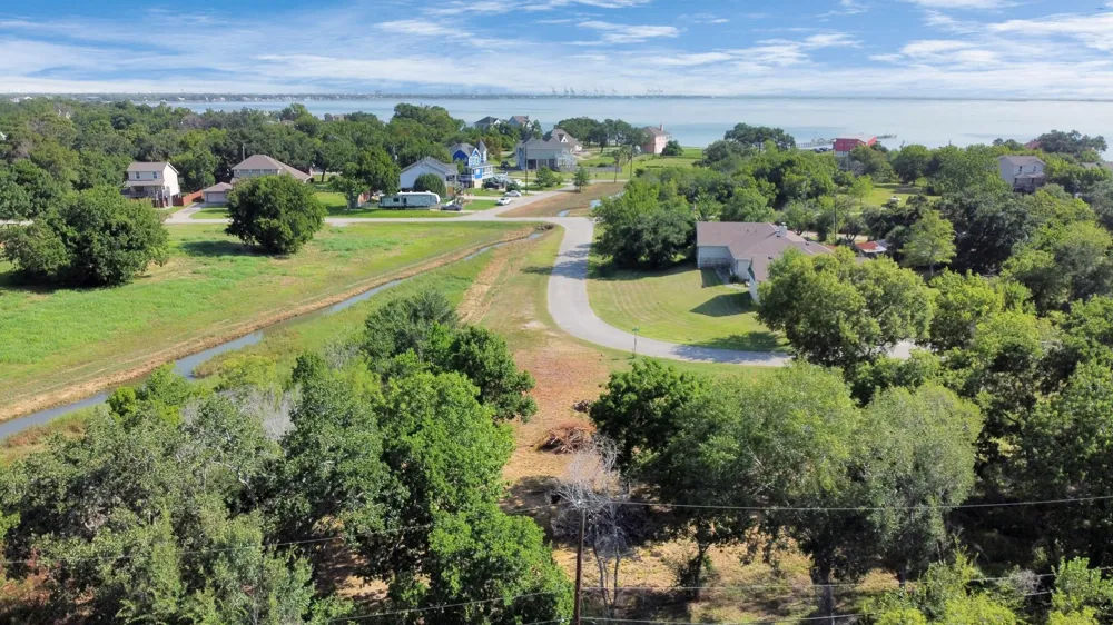 Shadylawn Avenue La Porte, TX 77571