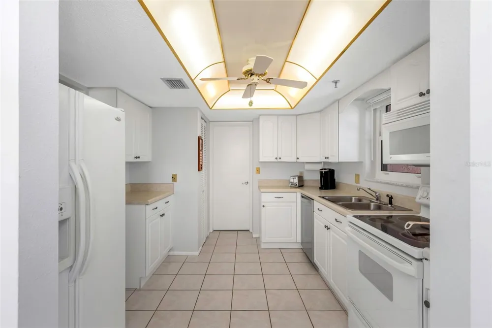 15316 GULF BOULEVARD #604 Madeira Beach, FL 33708