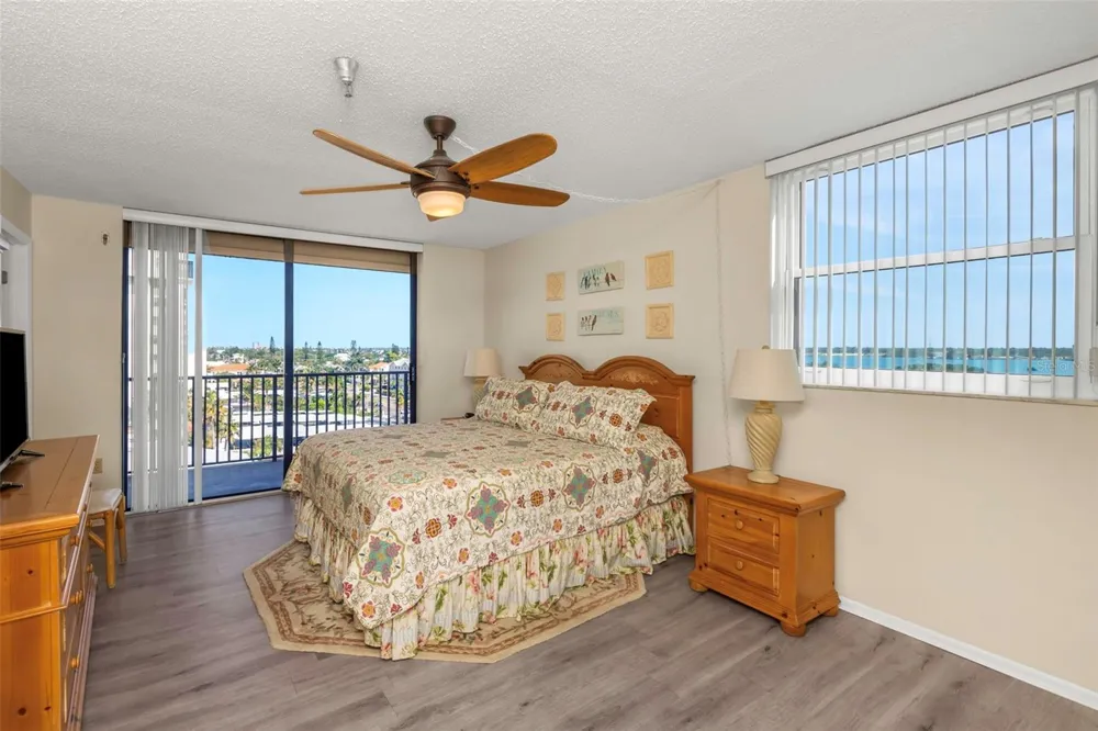 15316 GULF BOULEVARD #604 Madeira Beach, FL 33708