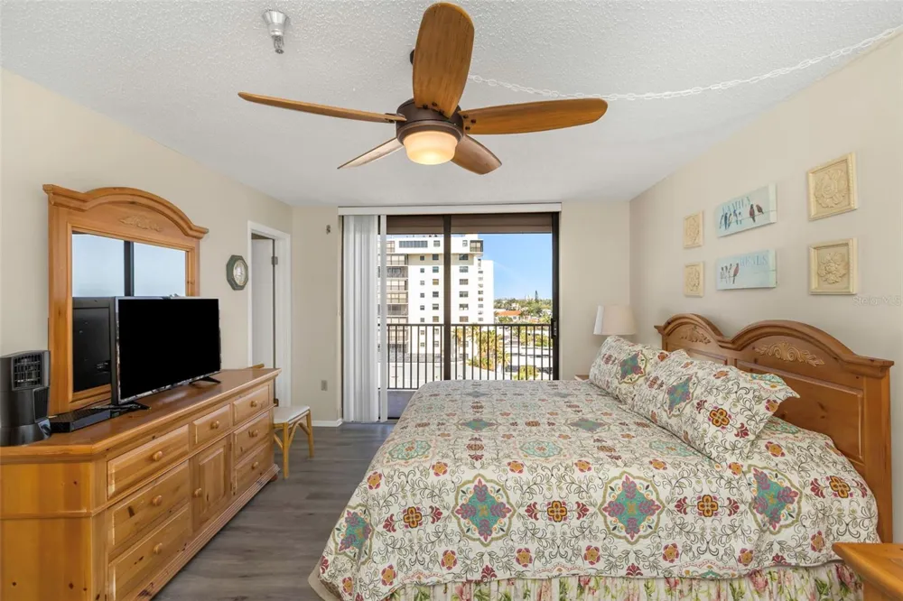 15316 GULF BOULEVARD #604 Madeira Beach, FL 33708