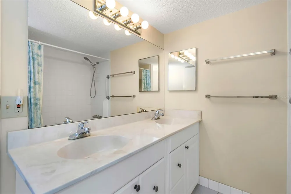 15316 GULF BOULEVARD #604 Madeira Beach, FL 33708
