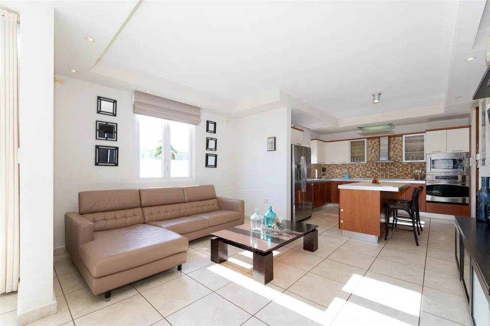 797 MAR DE CASPIO Dorado, PR 00646