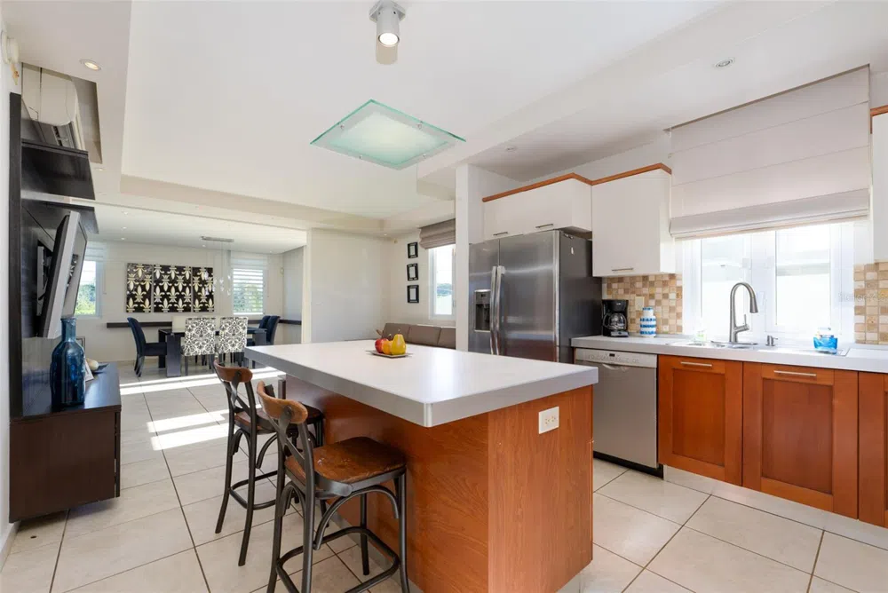 797 MAR DE CASPIO Dorado, PR 00646
