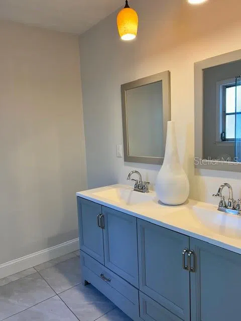 110 PINE AVENUE Osprey, FL 34229