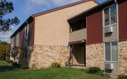 375 Main St Bellville, OH 44813
