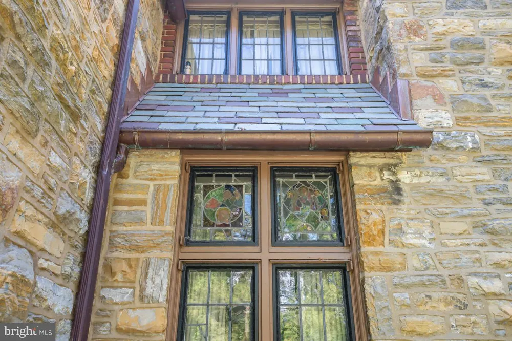 1804 BERNVILLE ROAD Reading, PA 19601