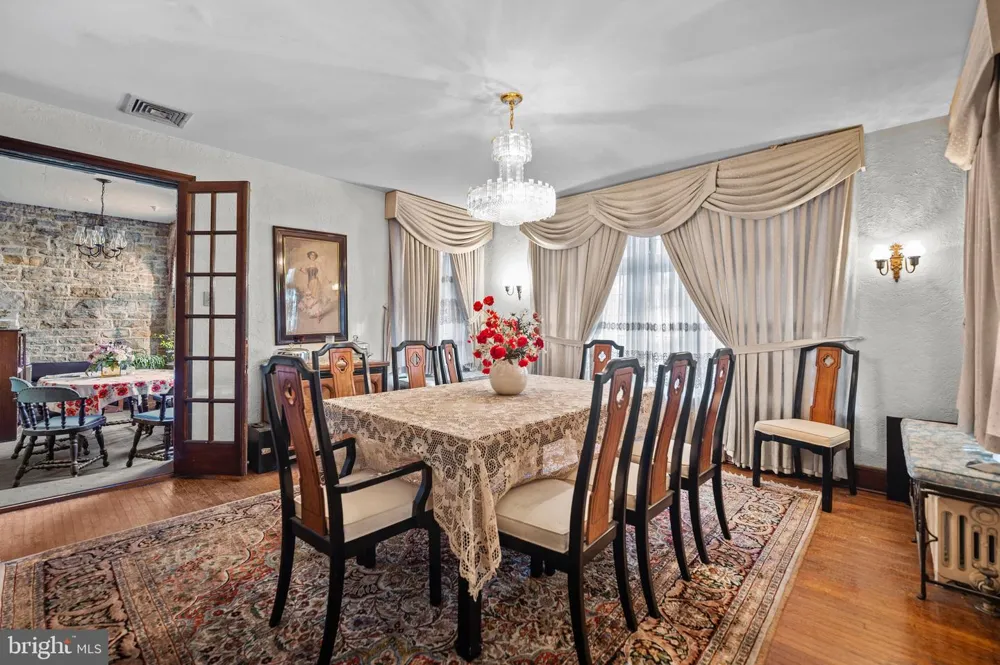 1804 BERNVILLE ROAD Reading, PA 19601