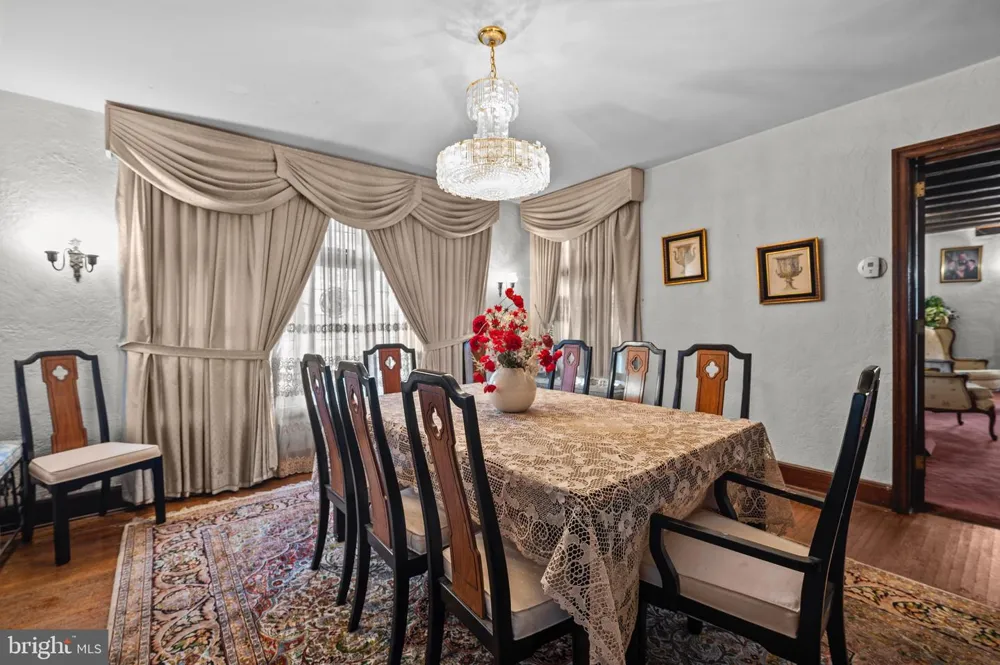 1804 BERNVILLE ROAD Reading, PA 19601