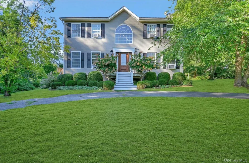 215 Kouros Road New Suffolk, NY 11956