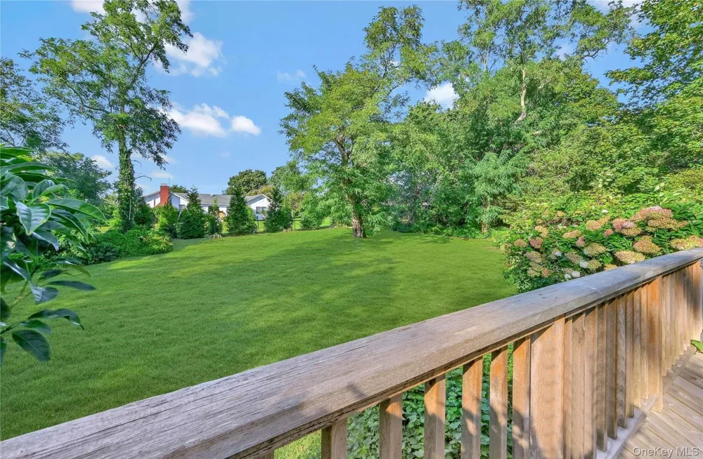 215 Kouros Road New Suffolk, NY 11956