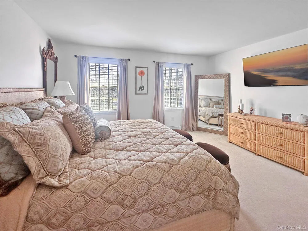 215 Kouros Road New Suffolk, NY 11956