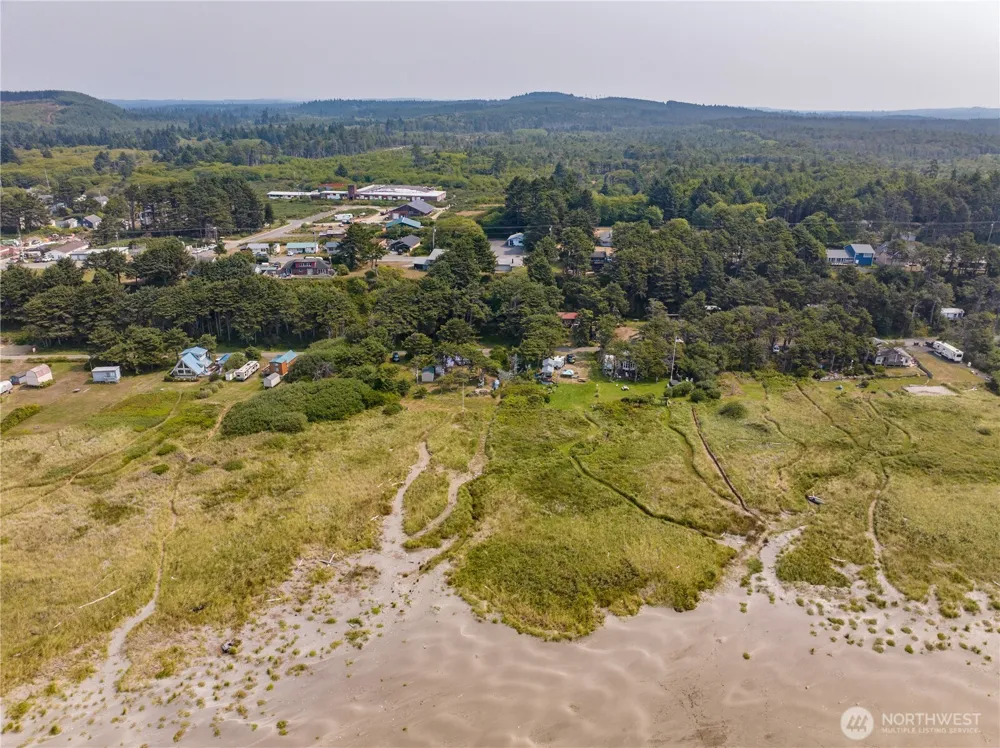 4753 Beach Lane Moclips, WA 98562