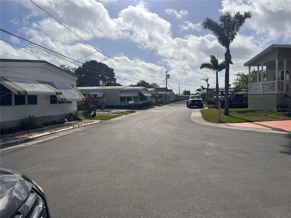 105 SCHOONER DRIVE #105 Palm Harbor, FL 34683