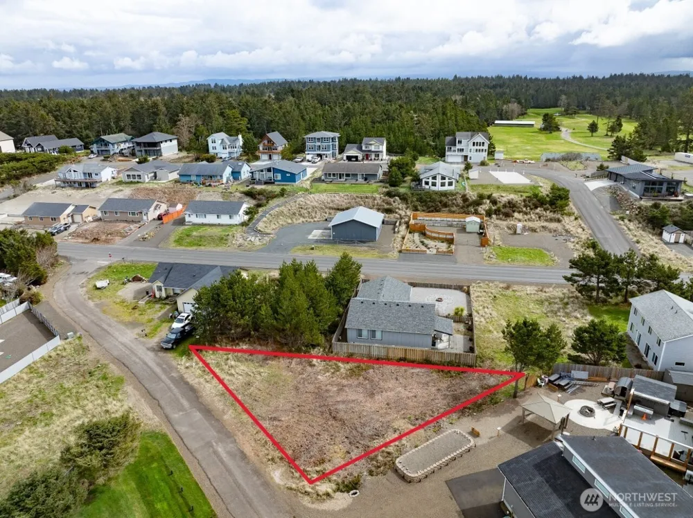 31802 H PLACE Ocean Park, WA 98640