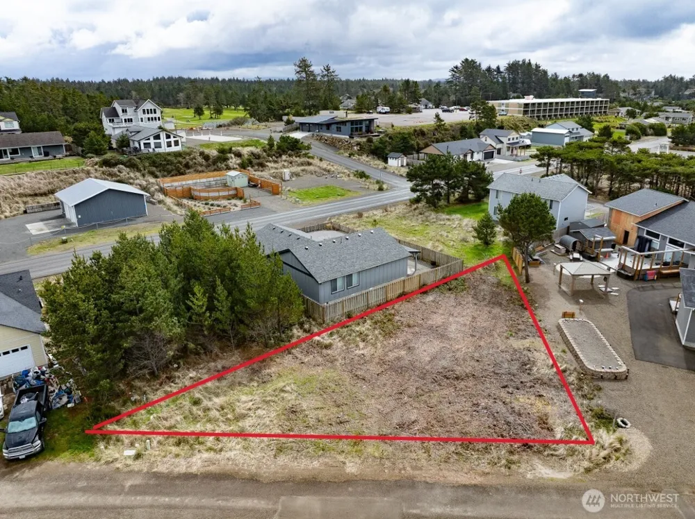 31802 H PLACE Ocean Park, WA 98640